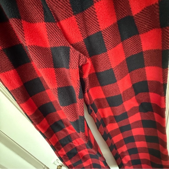 Wondershop Red Buffalo Plaid Fleece Sleep Pants Youth Size 8 - Picture 3 of 3
